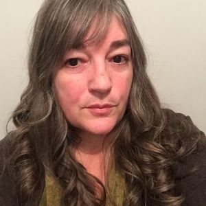 Meet your Posher, Claire